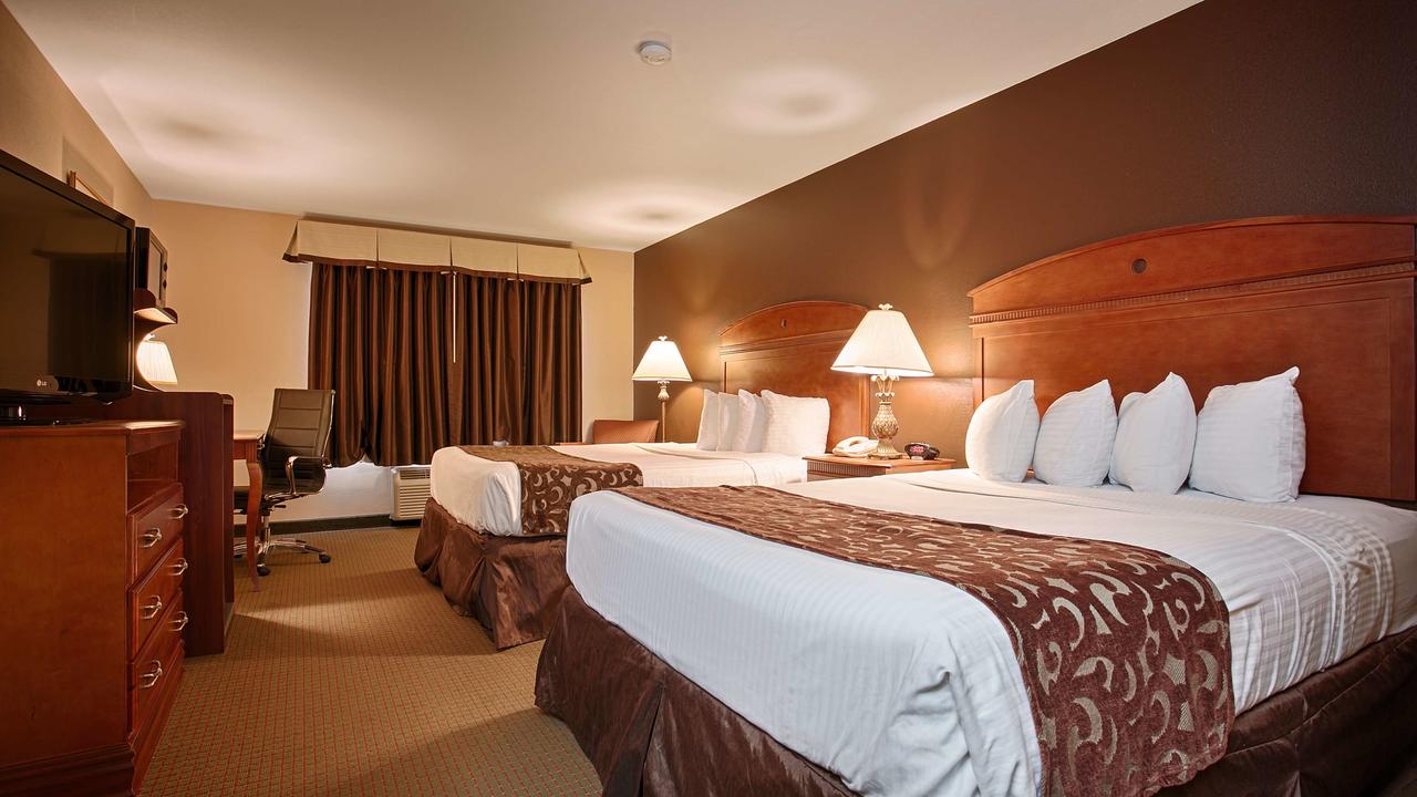 Best Western Manhattan Inn - thumb 14