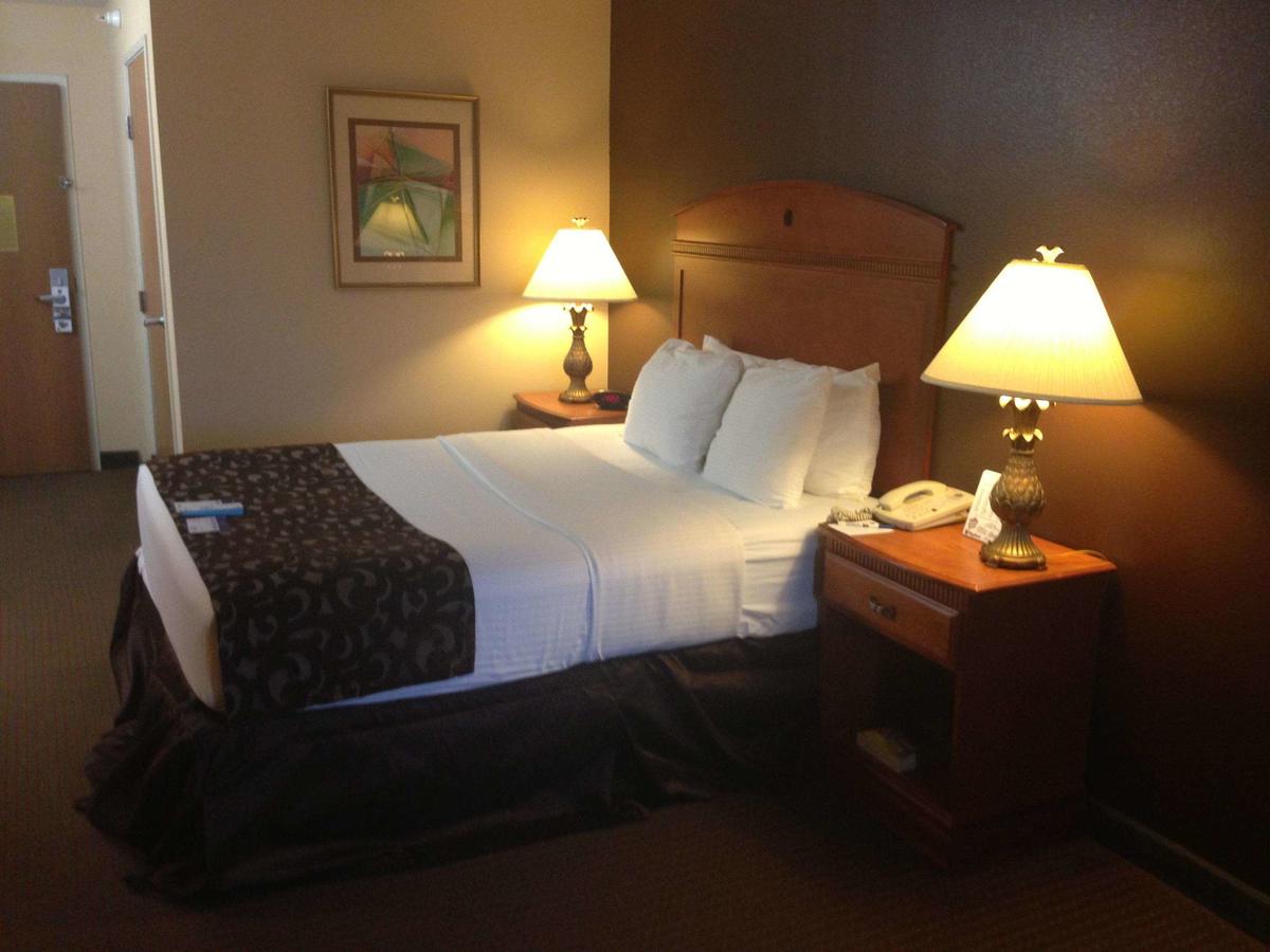 Best Western Manhattan Inn - thumb 16