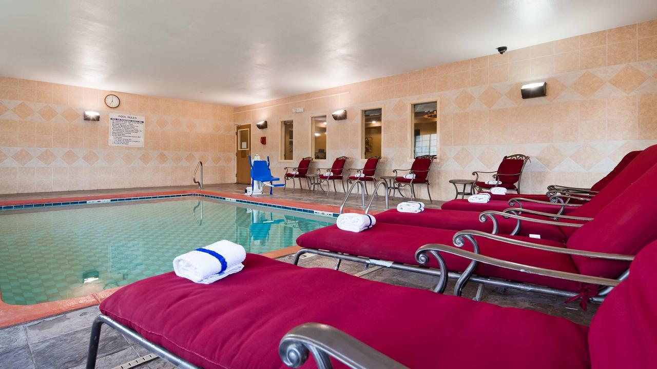 Best Western Manhattan Inn - thumb 27