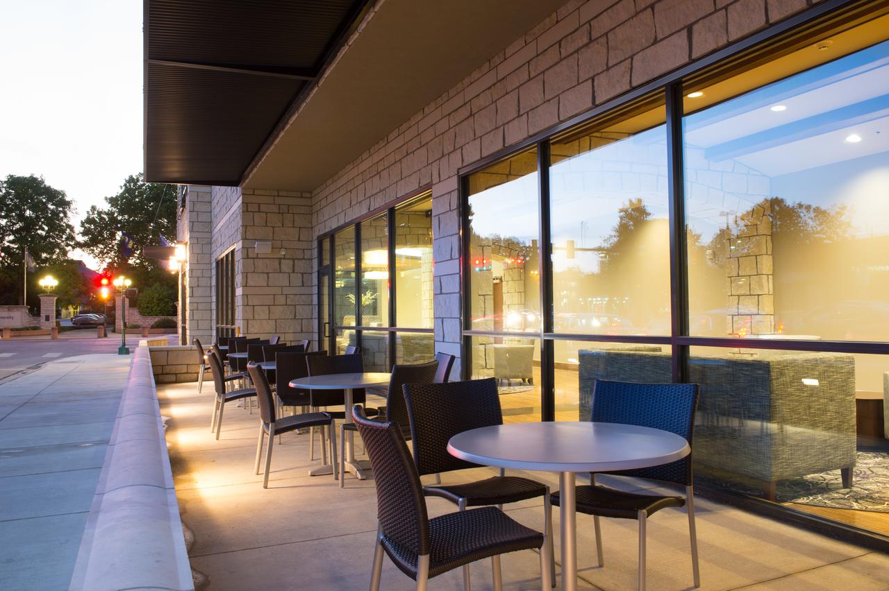 Bluemont Hotel - thumb 16