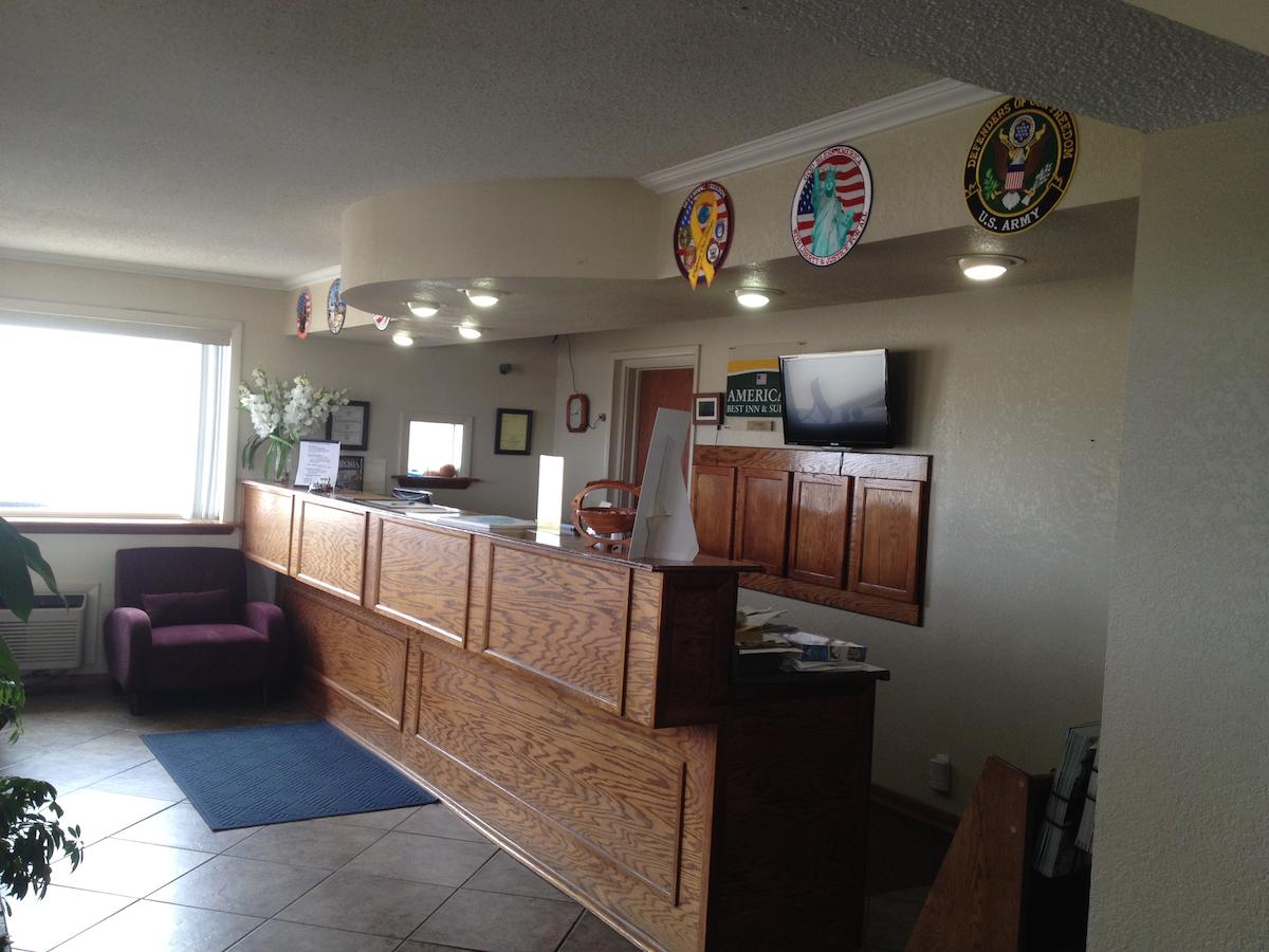 America's Best Inn And Suites Emporia - thumb 14