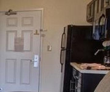 Holiday Inn Express & Suites Manhattan - thumb 10