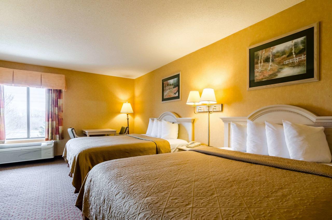 Quality Inn & Suites Manhattan - thumb 9