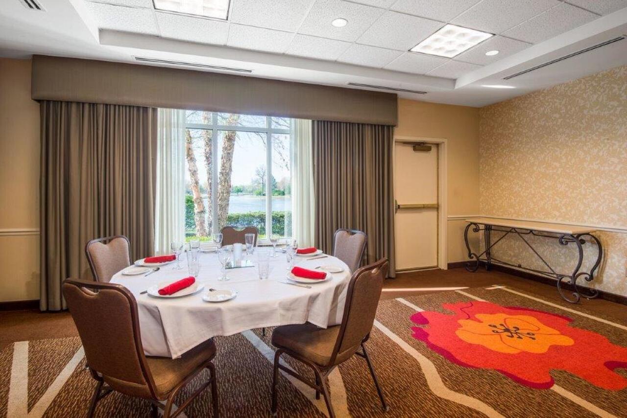 Hilton Garden Inn Wichita - thumb 16