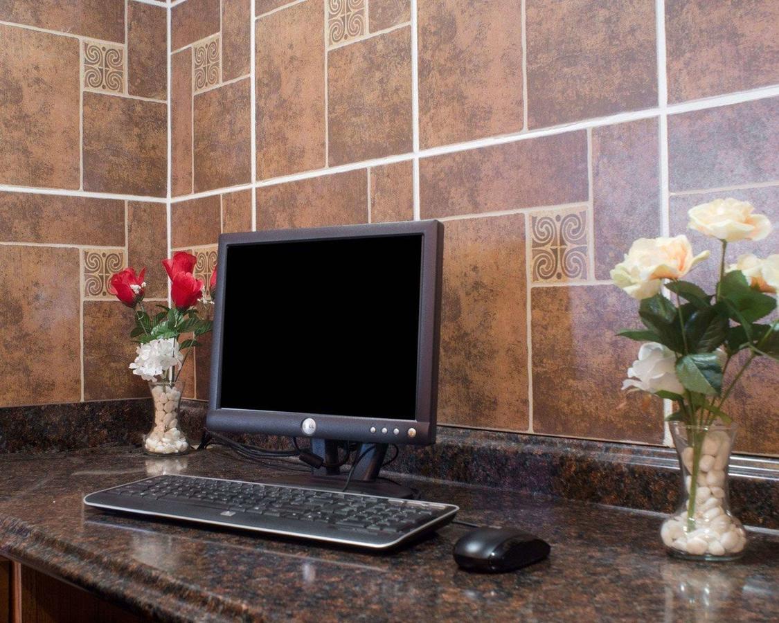 Rodeway Inn & Suites Emporia - thumb 40