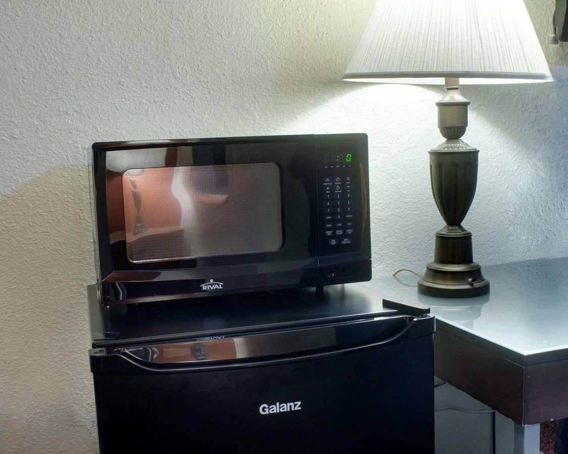 Rodeway Inn & Suites Emporia - thumb 17