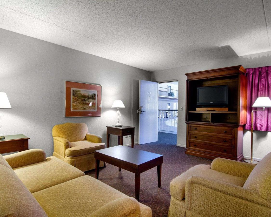 Rodeway Inn & Suites Emporia - thumb 12