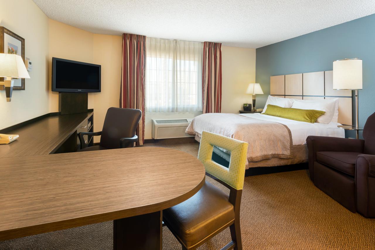 Candlewood Suites Wichita-Northeast - thumb 17