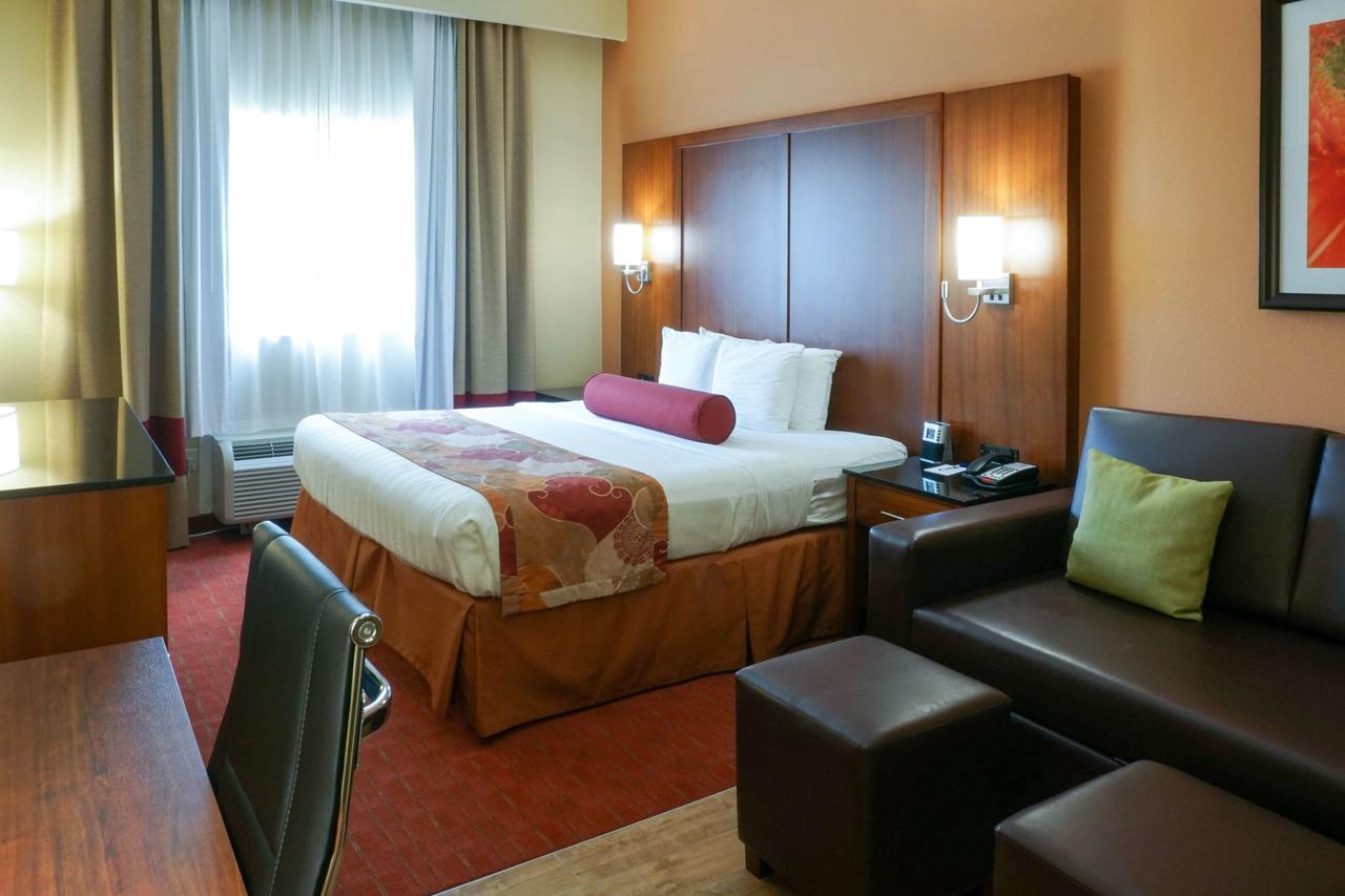 Best Western Plus Georgetown Corporate Center Hotel - thumb 26