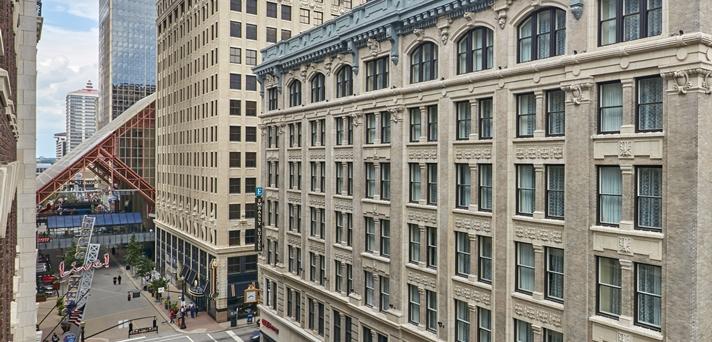 Embassy Suites Louisville Downtown - thumb 19