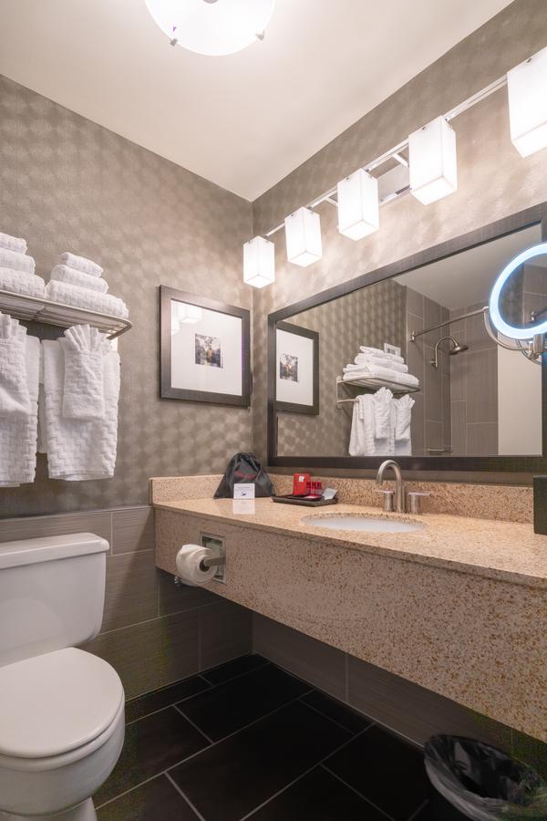 Best Western Premier Airport/Expo Center Hotel - thumb 33