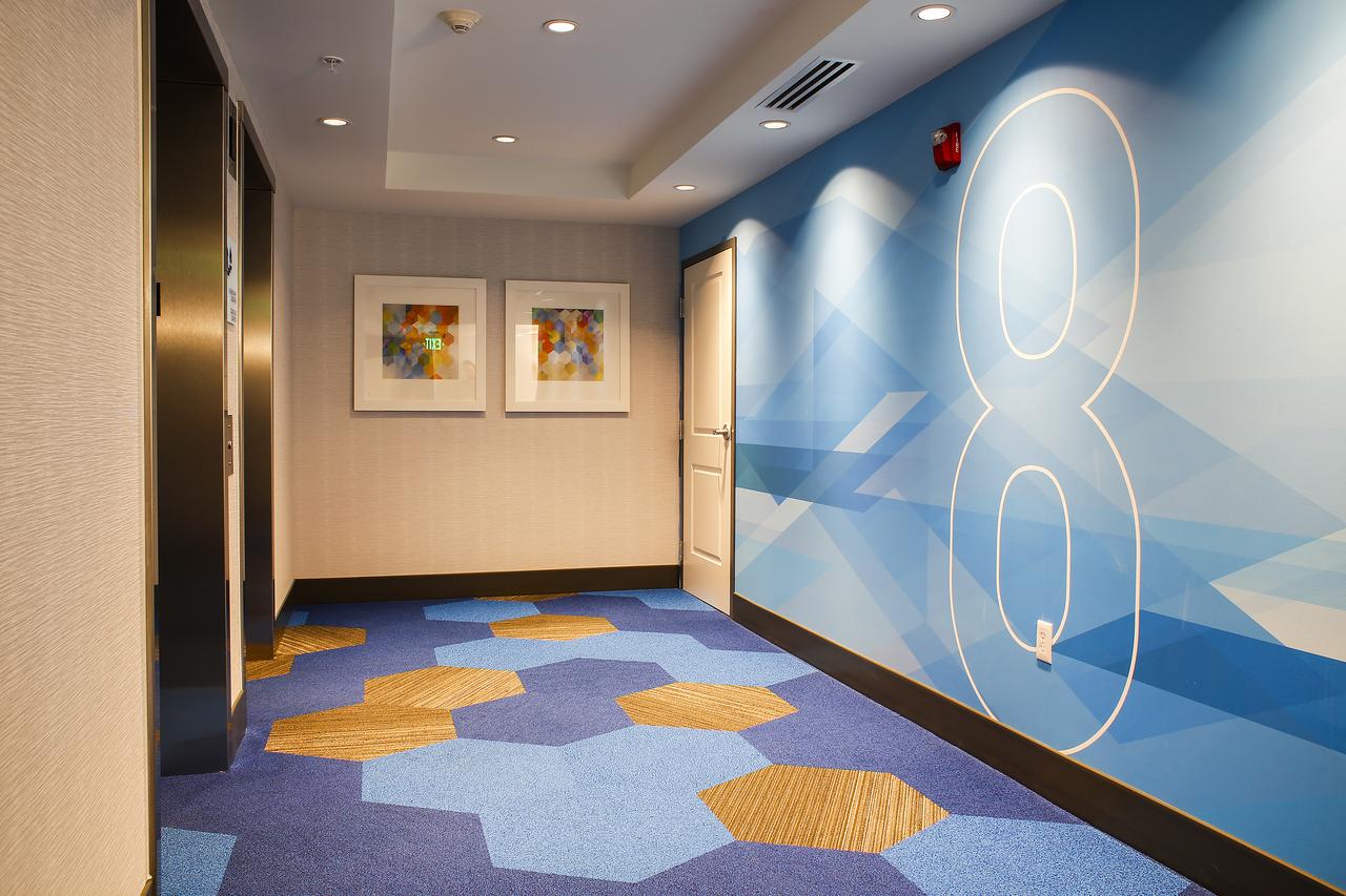 Holiday Inn Express & Suites Downtown Louisville - thumb 15