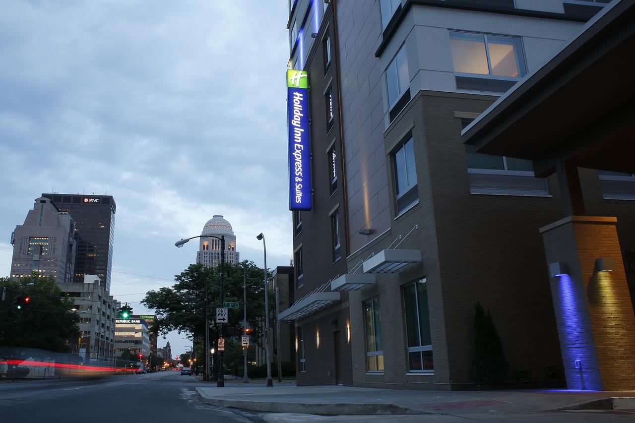 Holiday Inn Express & Suites Downtown Louisville - thumb 2
