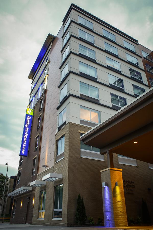 Holiday Inn Express & Suites Downtown Louisville - thumb 0