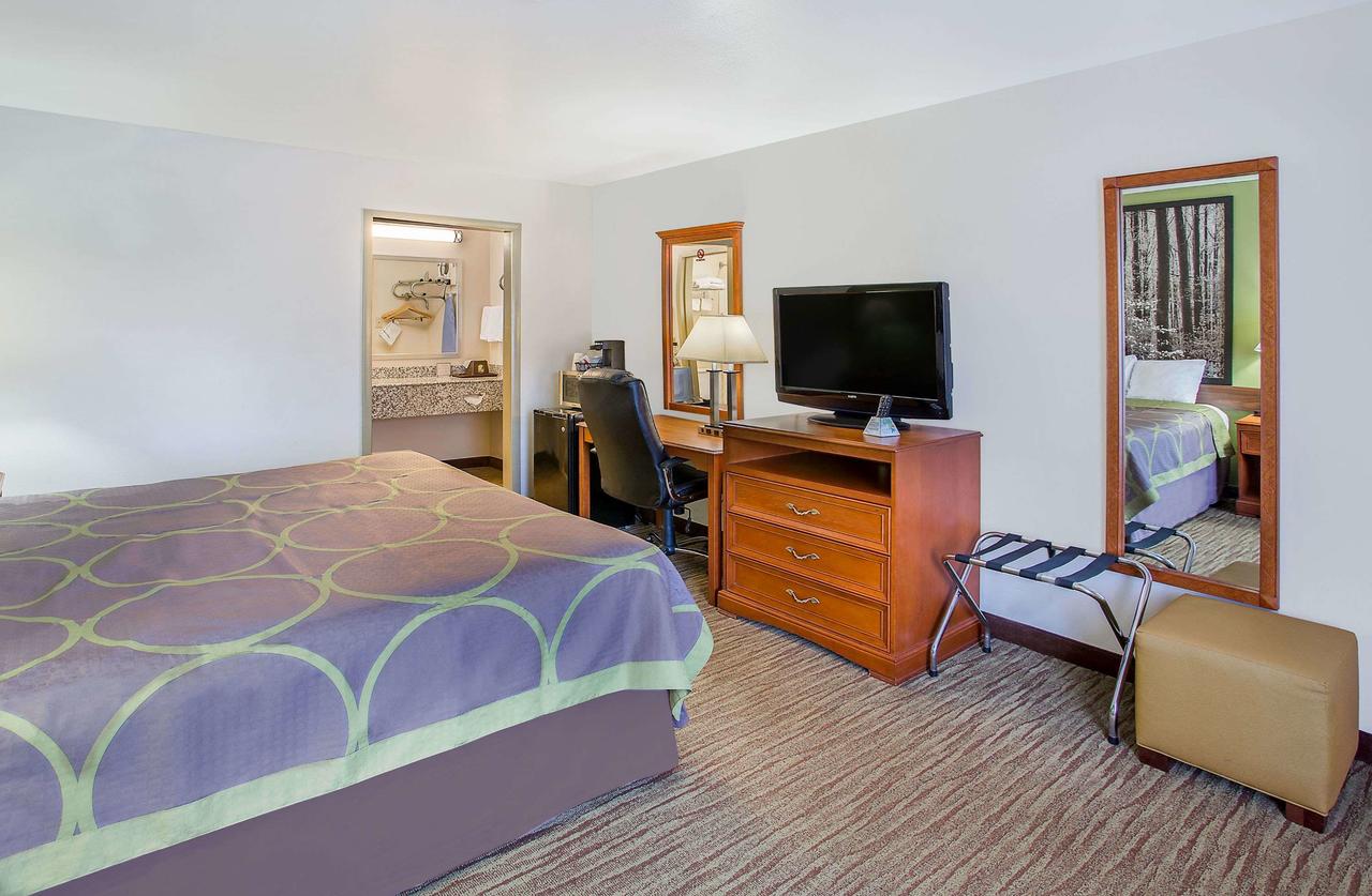 Super 8 By Wyndham Cave City - thumb 23