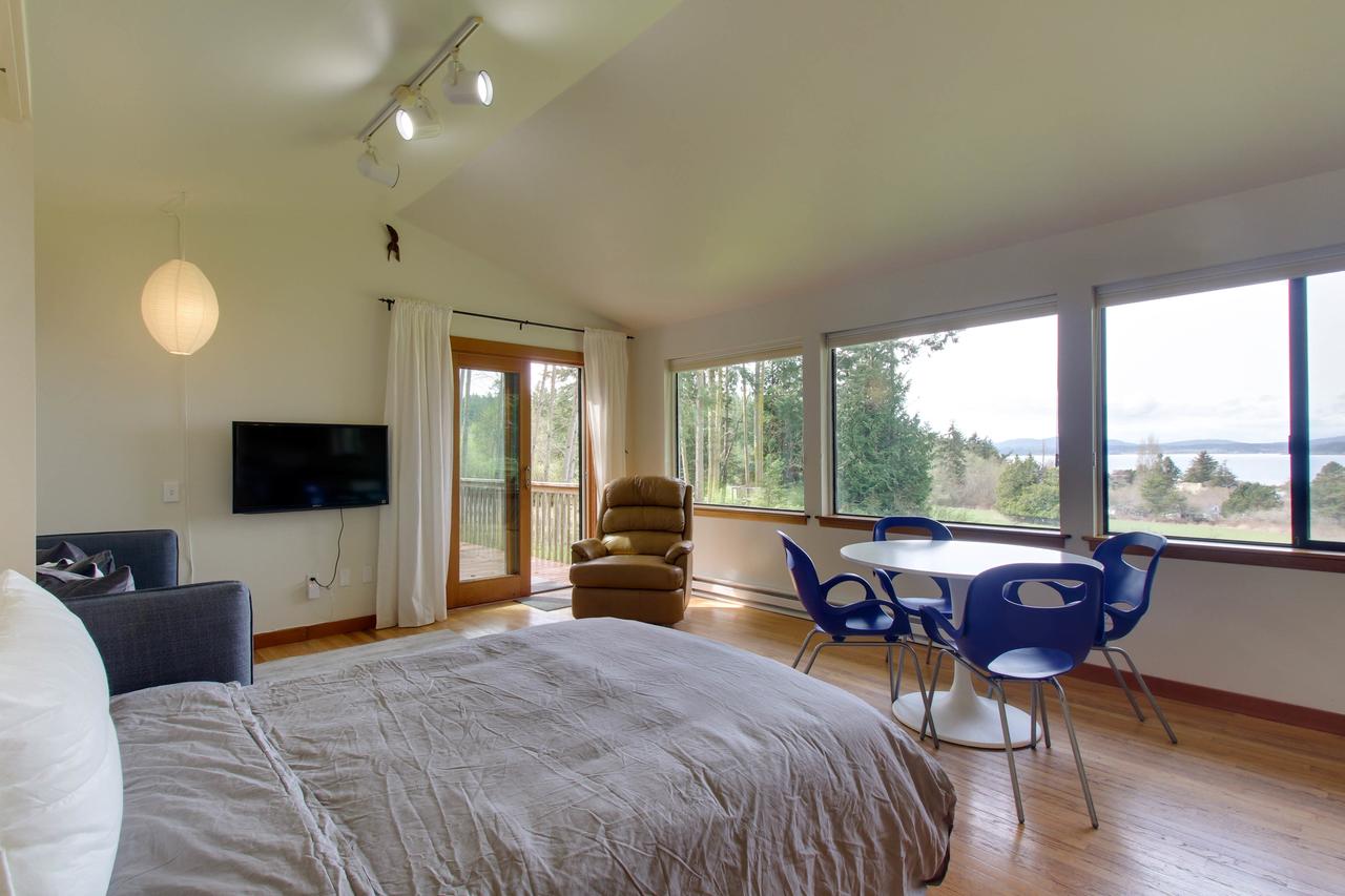 Skookum Sunsets - thumb 20