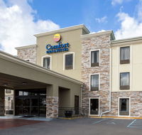 Comfort Inn  Suites Airport - Accommodation Indiana