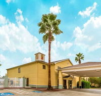 Super 8 by Wyndham Lake Charles/Sulphur - Accommodation Indiana