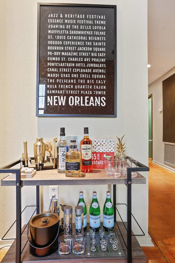 Three-Bedroom, Two-Bath Industrial Apt In NOLA C.B.D. - thumb 8