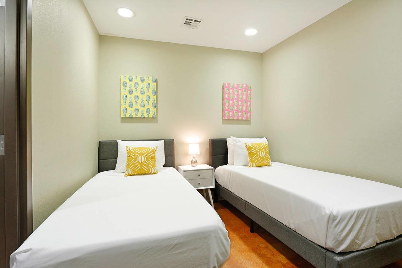 Three-Bedroom, Two-Bath Industrial Apt In NOLA C.B.D. - thumb 36