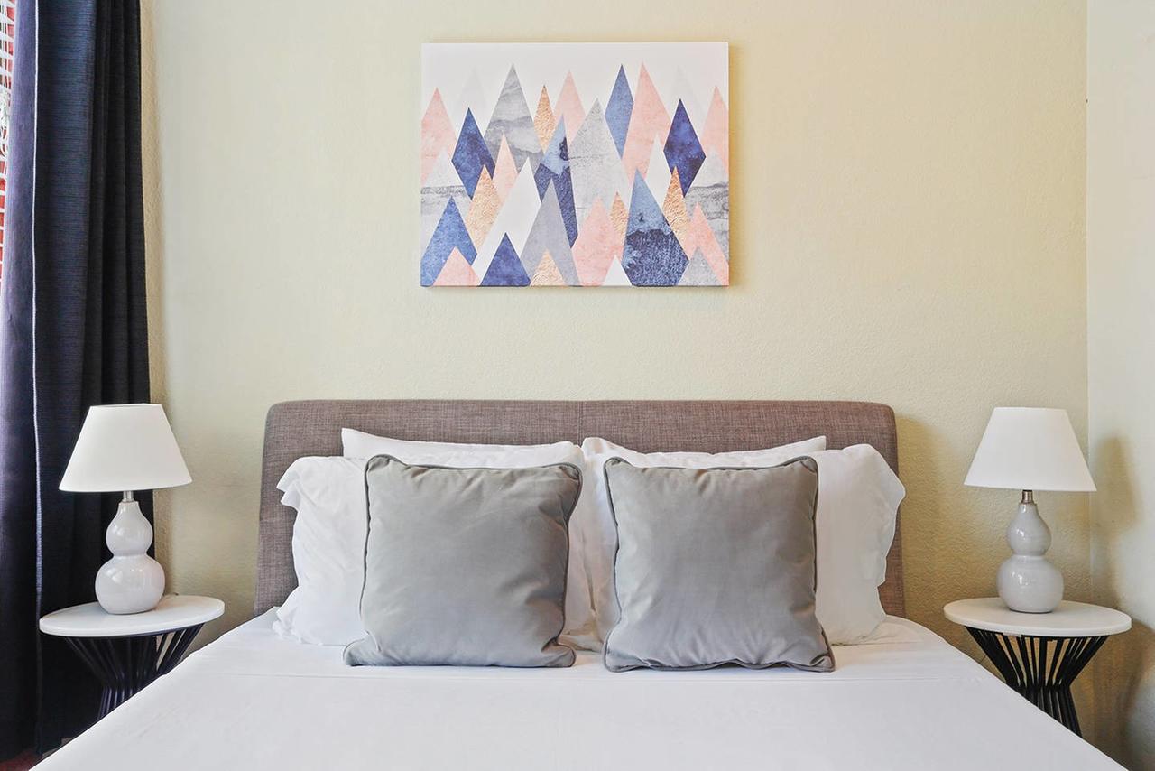 Three-Bedroom, Two-Bath Industrial Apt In NOLA C.B.D. - thumb 21