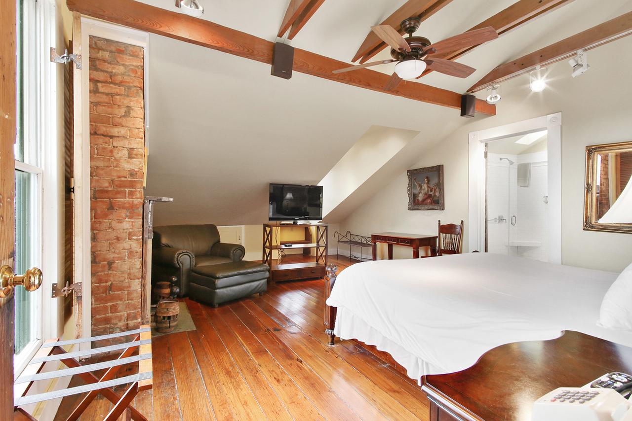 The Green House Inn - thumb 37