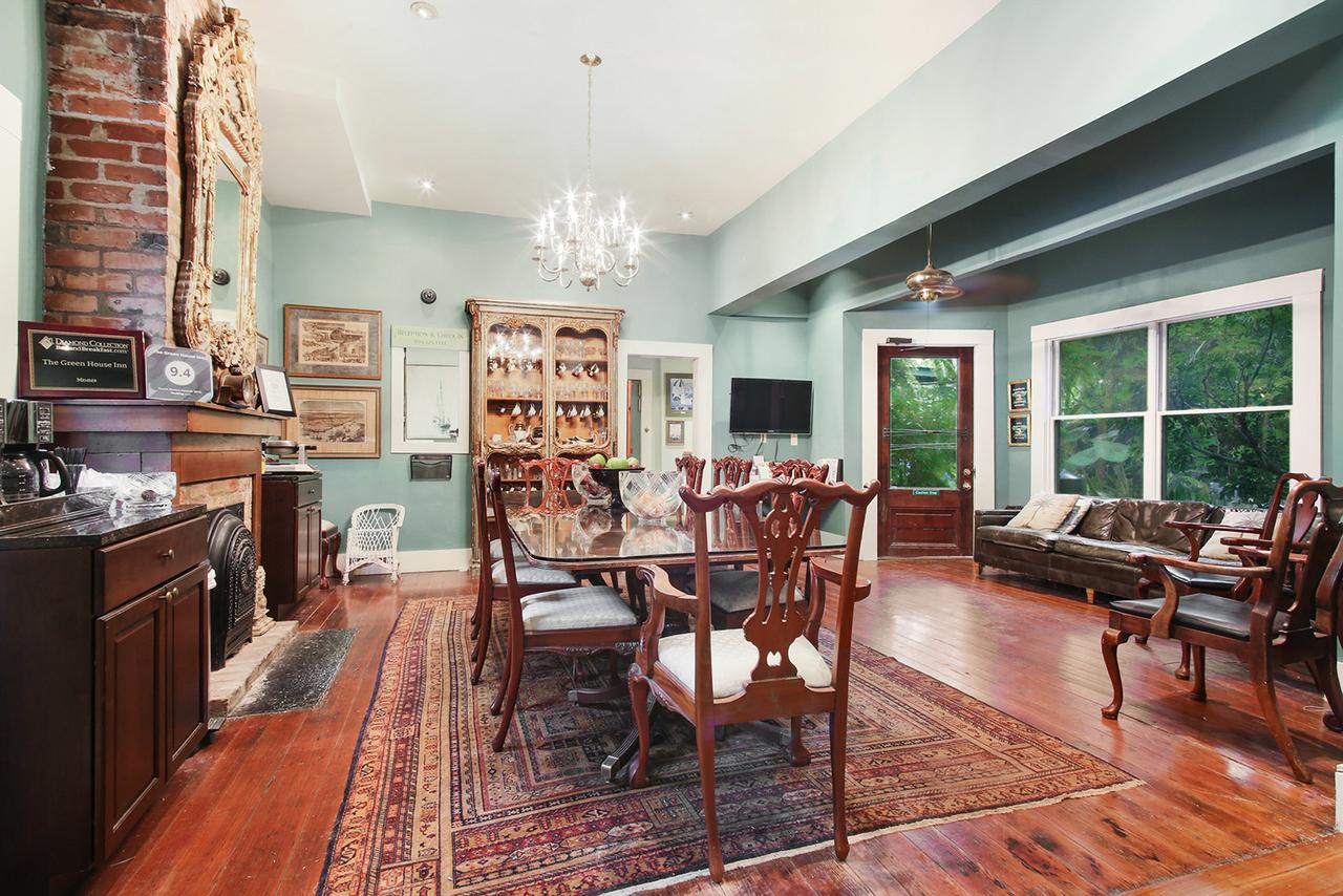 The Green House Inn - thumb 32