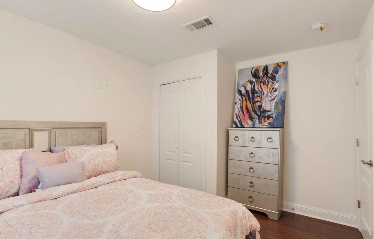 Uptown Centrically Located Three Bed Rooms House - thumb 2