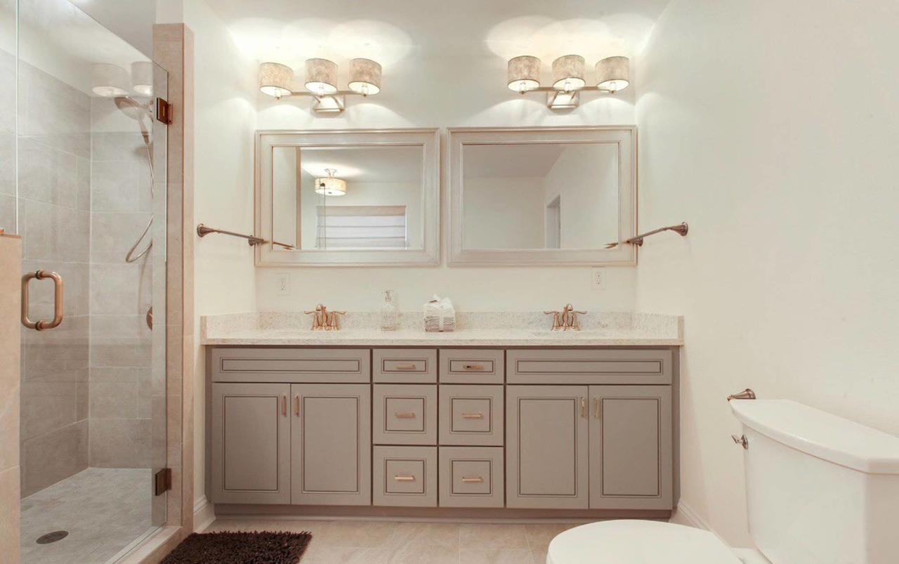 Uptown Centrically Located Three Bed Rooms House - thumb 5