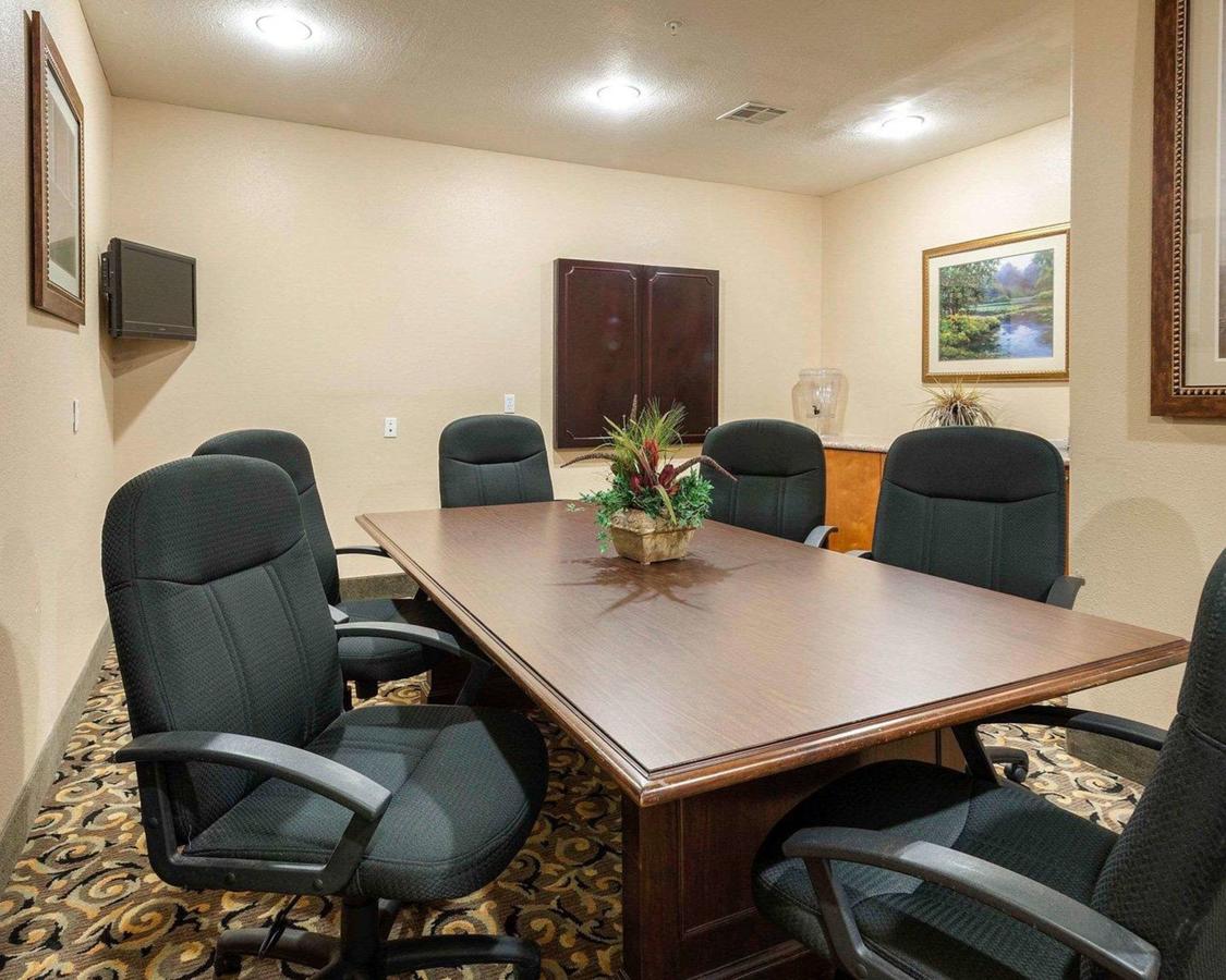 Comfort Suites Lake Charles - thumb 6