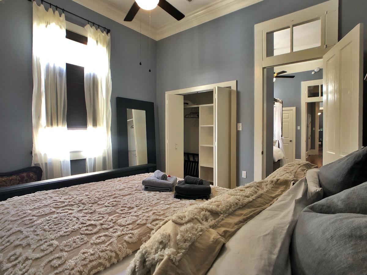 Luxury Historic Shotgun Home In Lower Garden District - thumb 26