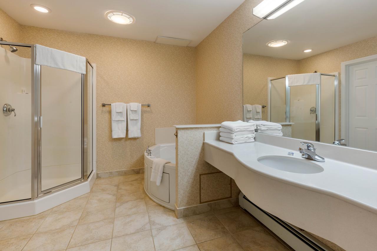 Ogunquit Hotel And Suites - thumb 15