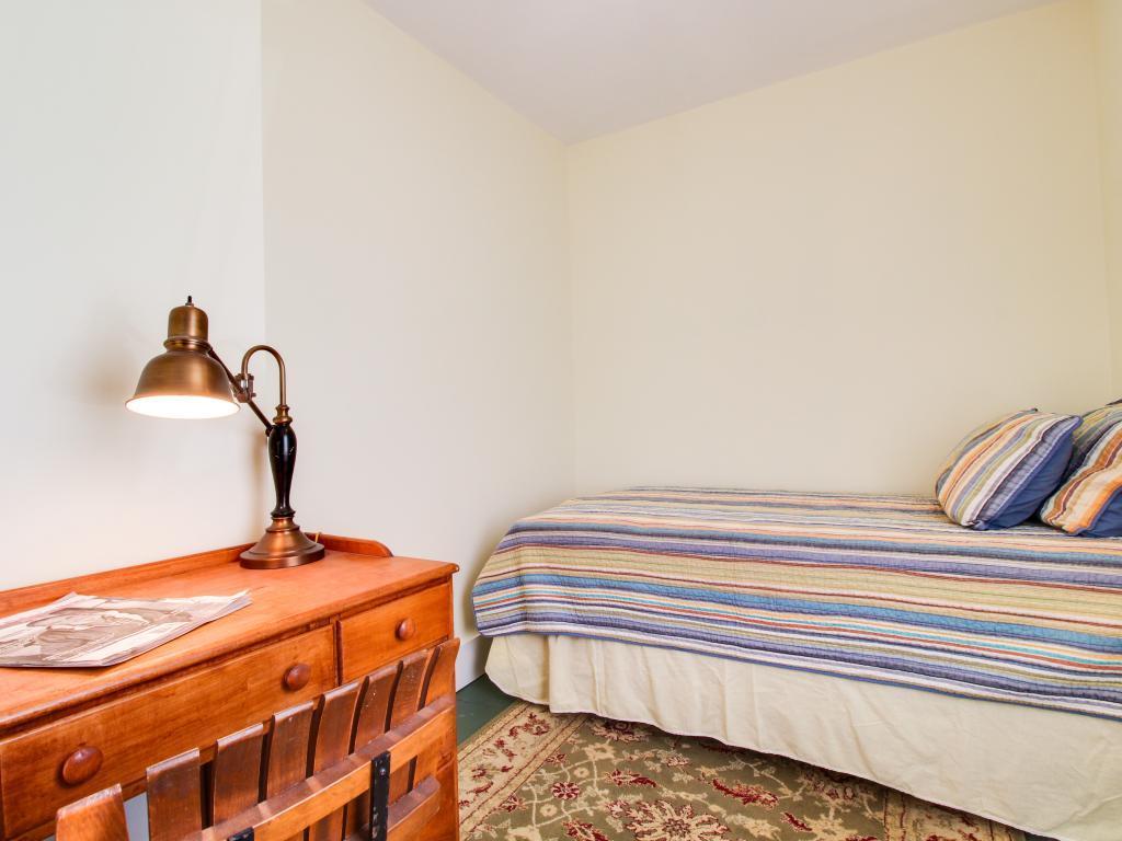 The Captain's Cottage - thumb 23