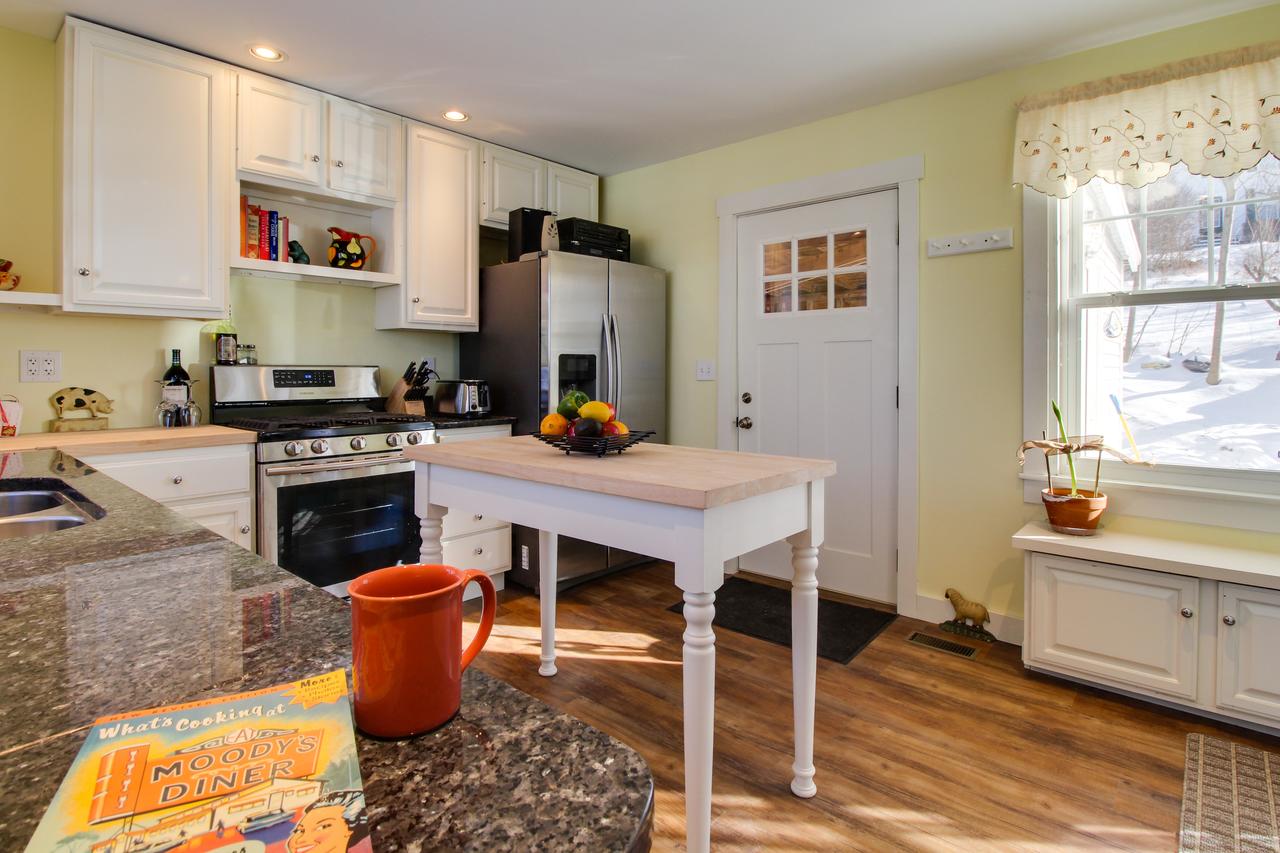 The Captain's Cottage - thumb 3