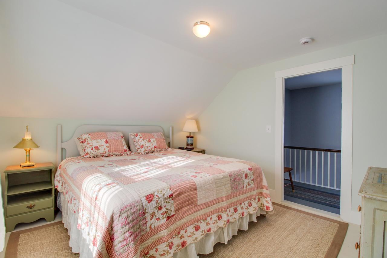 The Captain's Cottage - thumb 43