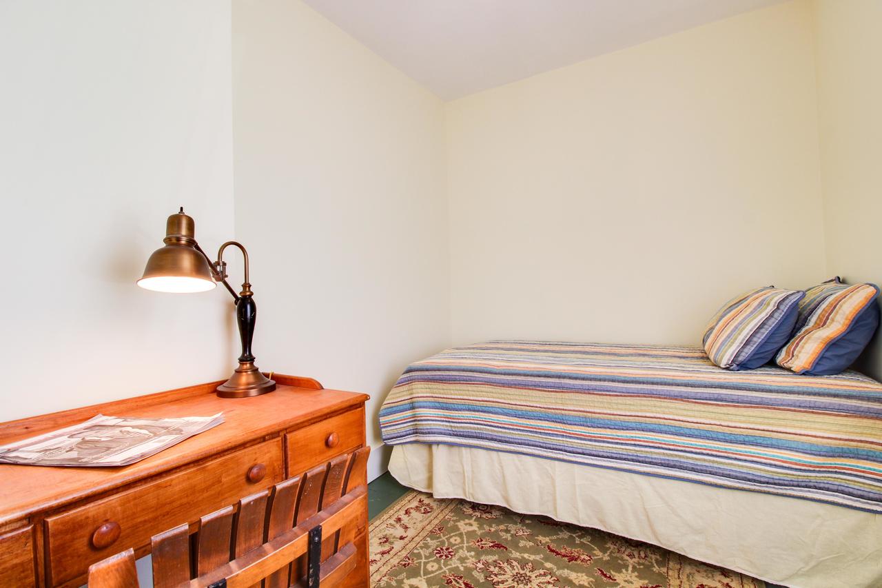 The Captain's Cottage - thumb 22