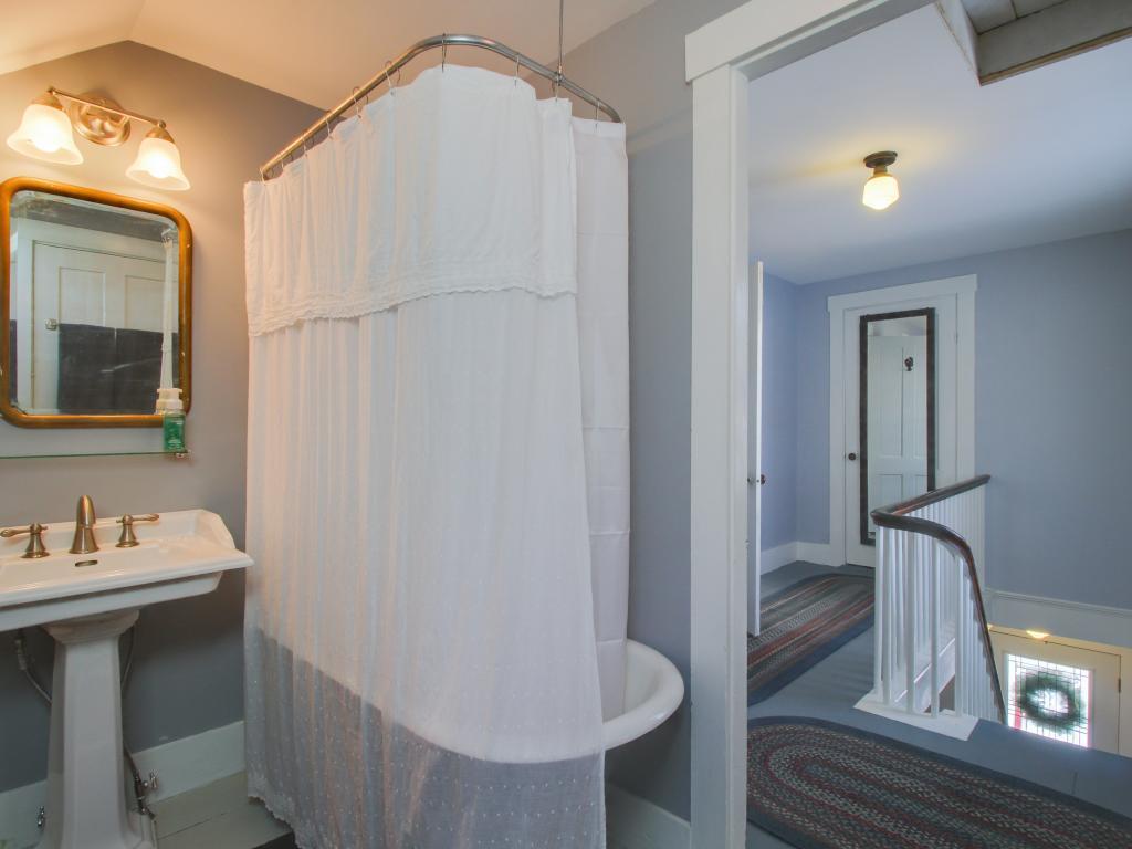 The Captain's Cottage - thumb 29