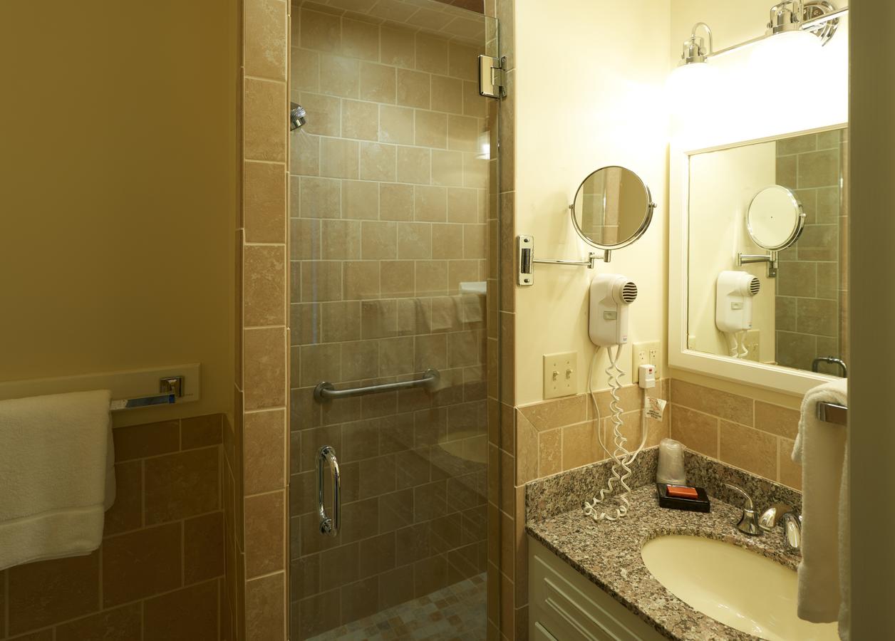 The Sparhawk Oceanfront Resort - thumb 33