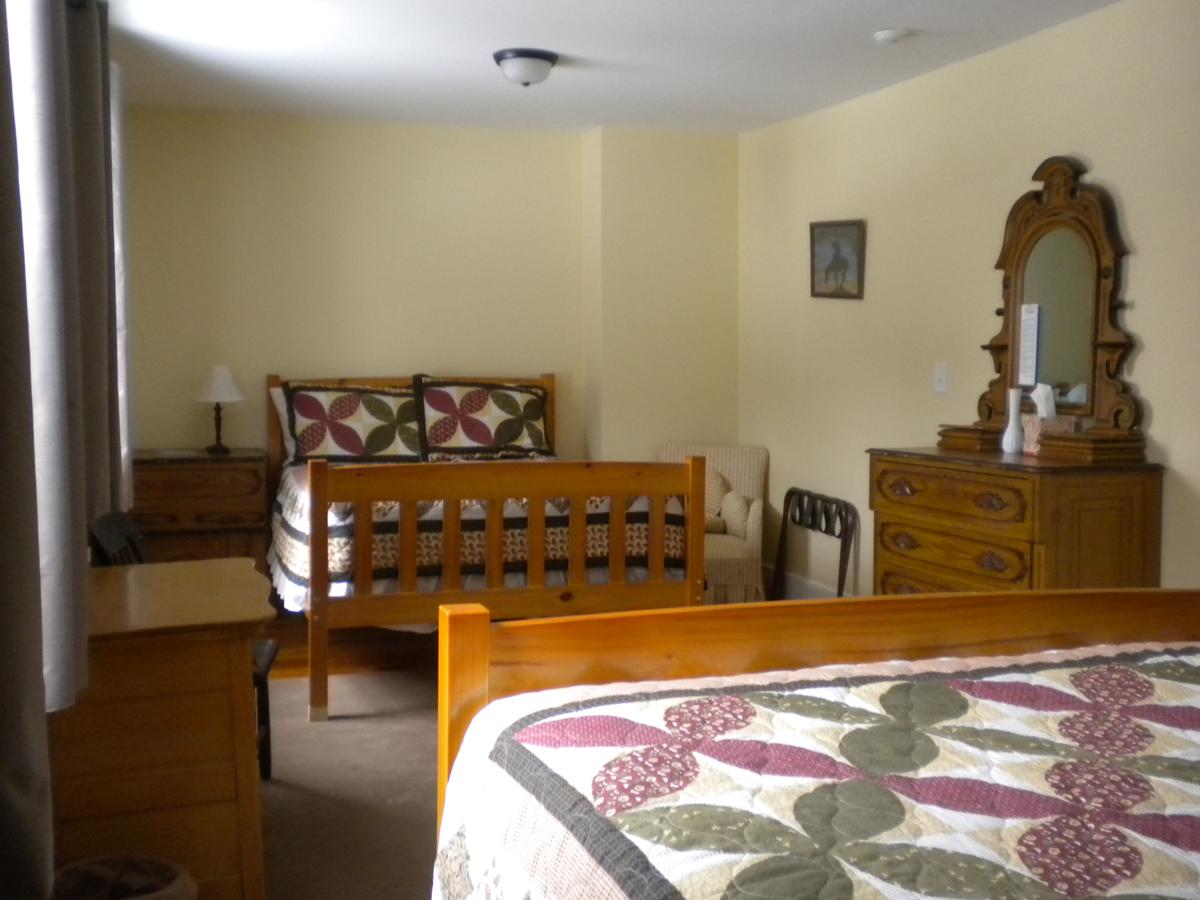 The Sterling Inn - thumb 13