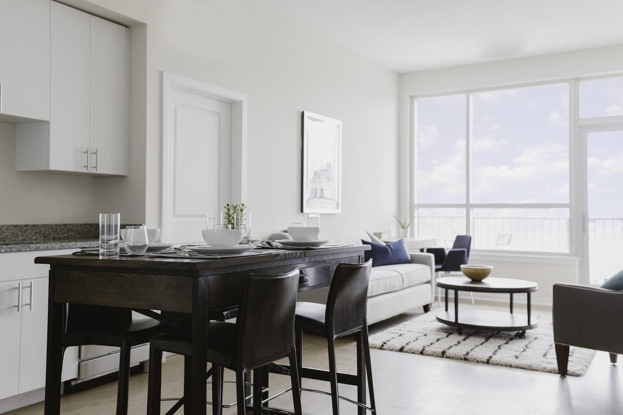 WhyHotel Baltimore Luxe Suites Inner Harbor - thumb 9