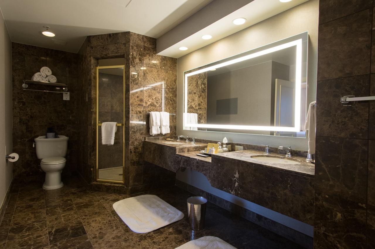 Royal Sonesta Harbor Court Baltimore - thumb 37