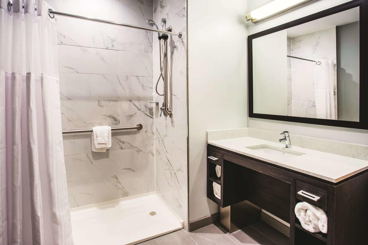 La Quinta By Wyndham Baltimore Downtown - thumb 17