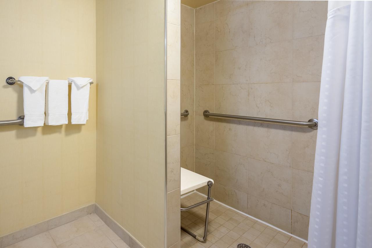 Holiday Inn Baltimore-Inner Harbor - thumb 10
