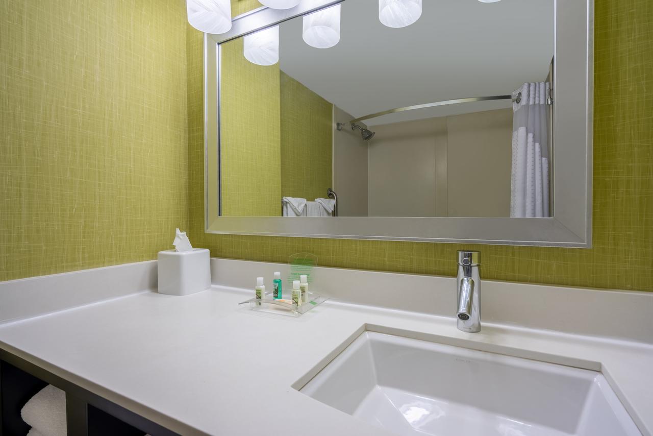 Holiday Inn Baltimore-Inner Harbor - thumb 1
