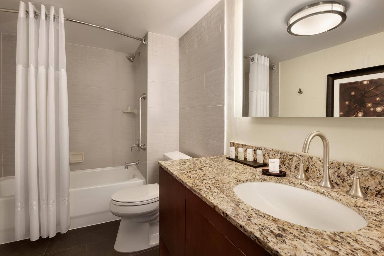 Embassy Suites Baltimore Inner Harbor - thumb 24