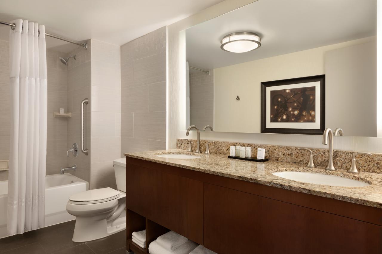 Embassy Suites Baltimore Inner Harbor - thumb 21
