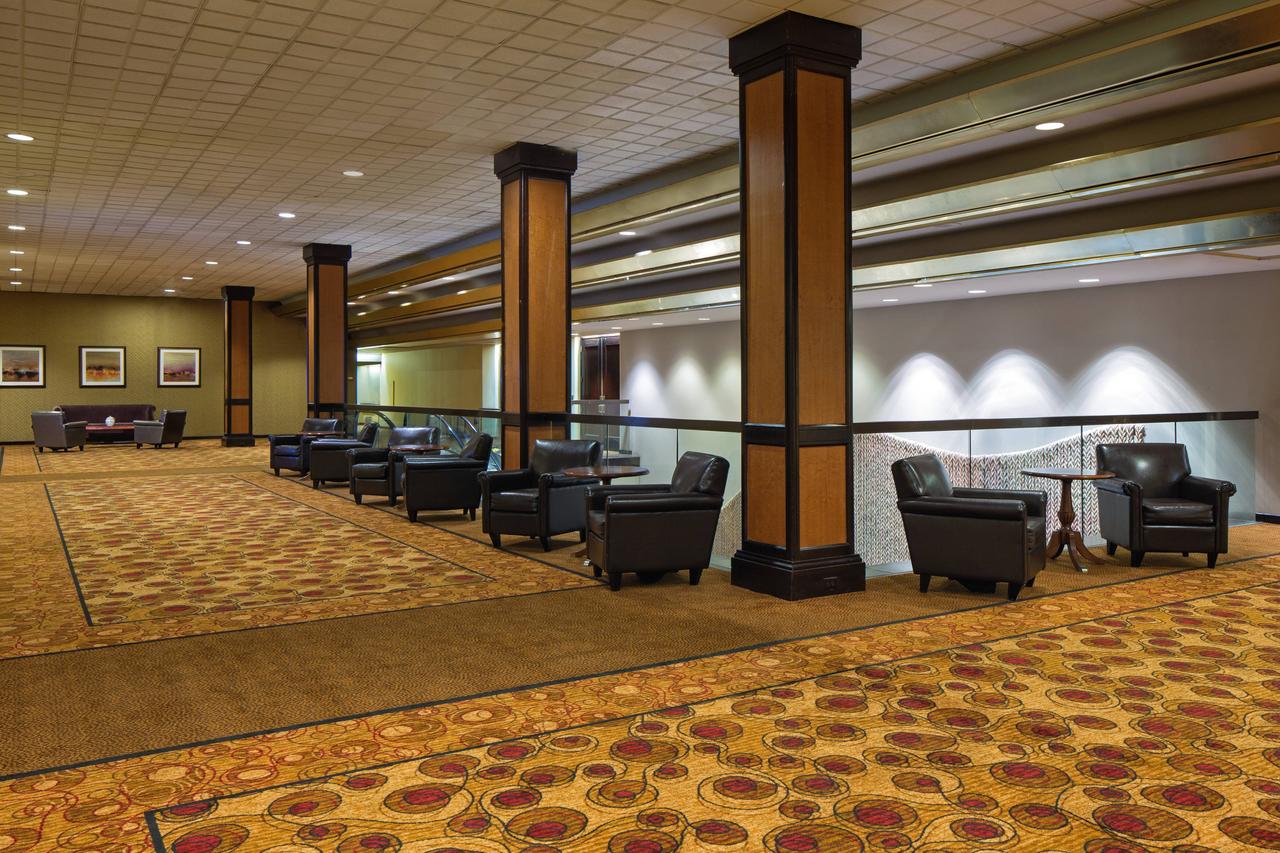 Sheraton Inner Harbor Hotel - thumb 25