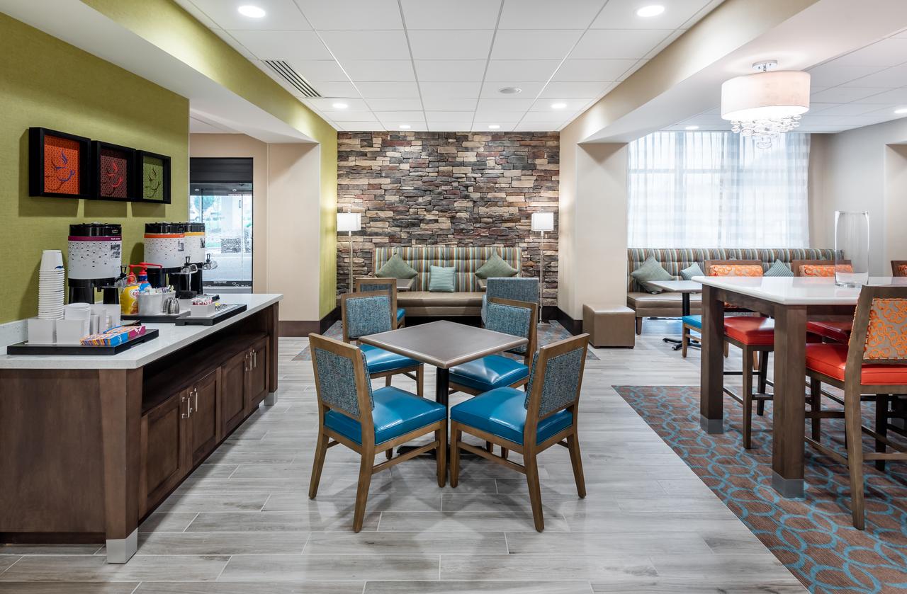 Hampton Inn Baltimore Bayview Campus - thumb 6