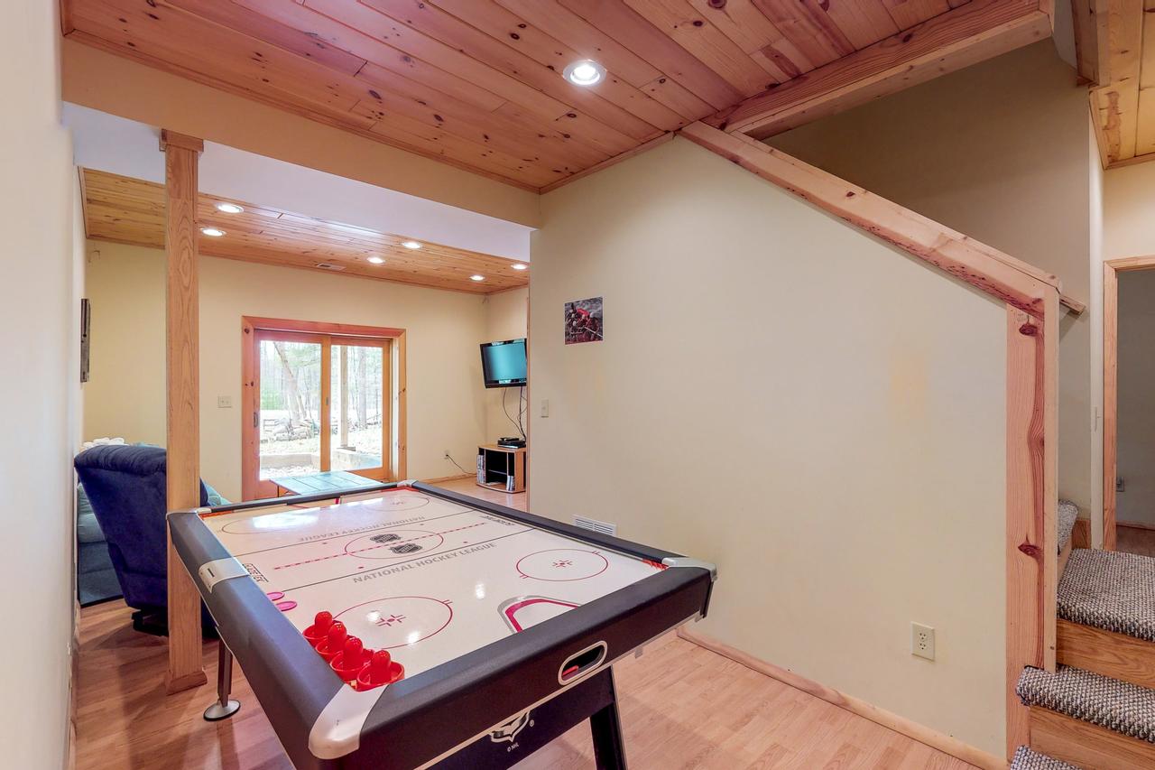 3 Bed 4 Bath Vacation Home In Deep Creek Lake - thumb 17