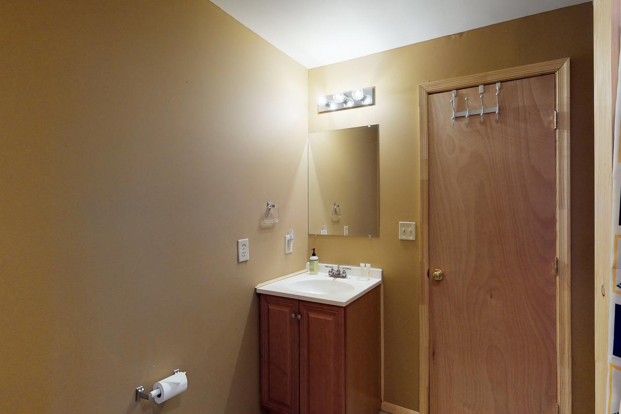 3 Bed 4 Bath Vacation Home In Deep Creek Lake - thumb 18